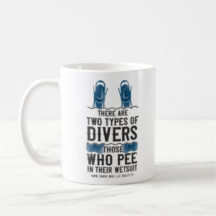 Dyka Det finns två typer av dykare Pee Kaffemugg