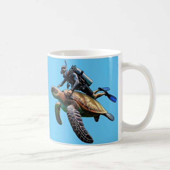 Dyka Diver Swimming med Big Turtle URM Kaffemugg (Höger)