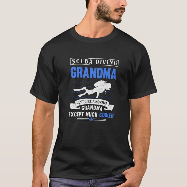 Dyka Grandma Dive Grandmor Underwater S T Shirt (Framsida)