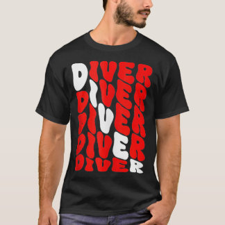 Dyka Scuba Diver-Snyggten vid Älskare vid havet T Shirt