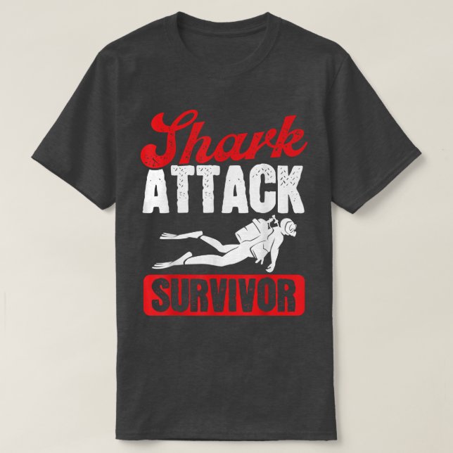 Dyka: Shark Attack Survivor Scuba Diver T Shirt (Design framsida)