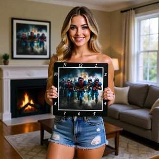 Dynamic Football Action  Fyrkantig Klocka