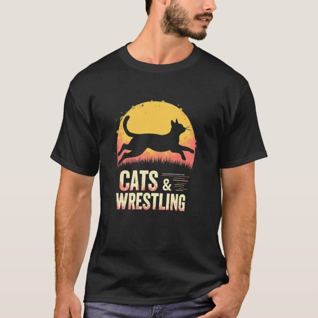 Dynamiska katter och brottningsenergi t shirt (Framsida)