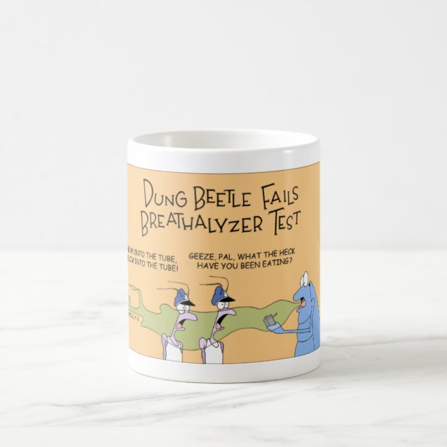 Dyngaskalbaggen och andedräkten testar kaffemugg (Center)