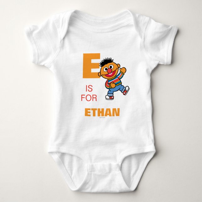 E är till Ernie | Lägg till ditt namn T Shirt (Framsida)