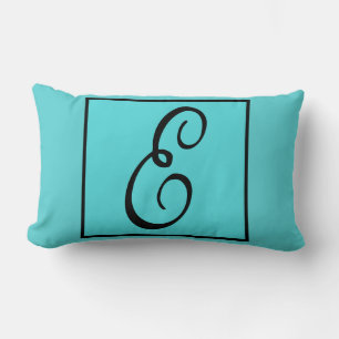 E INITIAL PILLOW - Brev E on Aqua Background Lumbarkudde