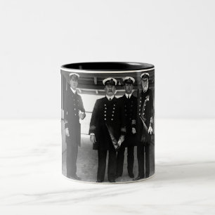 E.J. Smith (Titanic) Två-Tonad Mugg