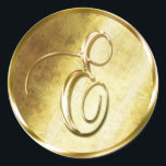 E Monogram Faux Guld-kuvertförslutningsfästen Runt Klistermärke<br><div class="desc">E Monogram faux Guld kuvert eller favoritförsegling. Dessa klassiska, runda klistermärken trycks med icke-metallisk bläck på ett platt klistermärke för att se ut som guld. De är inte avfasade eller präglade monogram utan är designade att se ut som om de är avfasade eller präglade monogram. Dessa guld monogram sälar skrivs...</div>