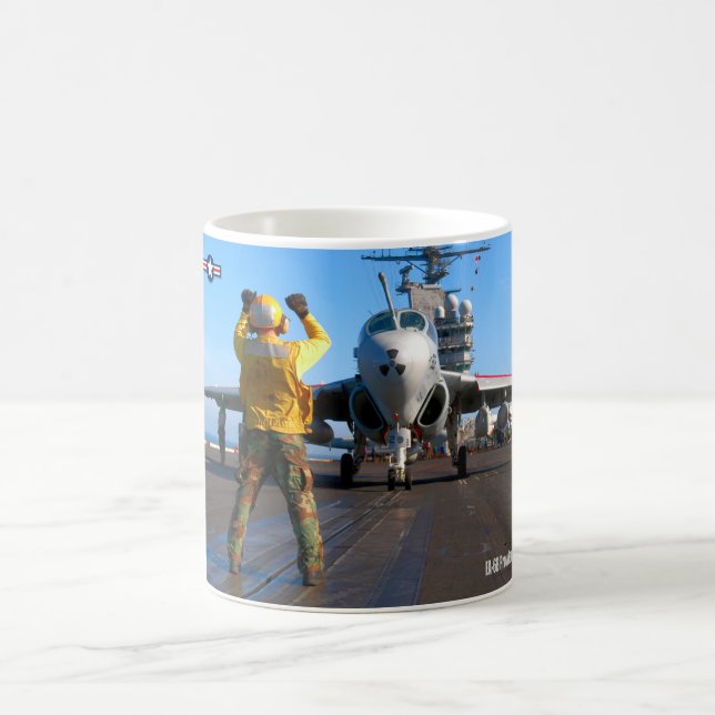 EA-6B PROWLER KAFFEMUGG (Center)