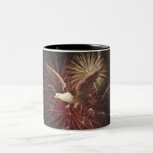 Eagle och Fireworks Två-Tonad Mugg