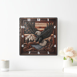 Eagle Relief Carmen with American Flagga Backgroun Fyrkantig Klocka