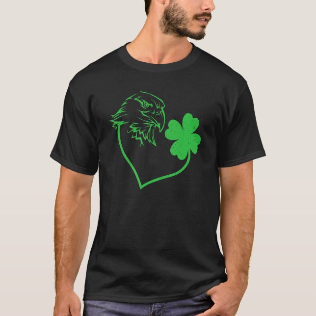 Eagle Shamrock Heart C Löv St patrick's day T Shirt (Framsida)
