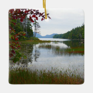 Eagle Sjö och Red Maple Löv II Julgransprydnad Keramik