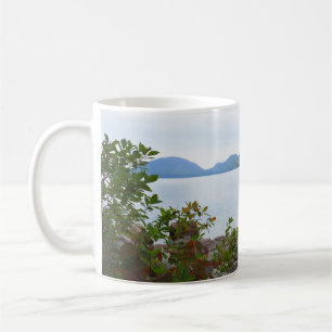 Eagle Sjö och Red Maple Löv Kaffemugg