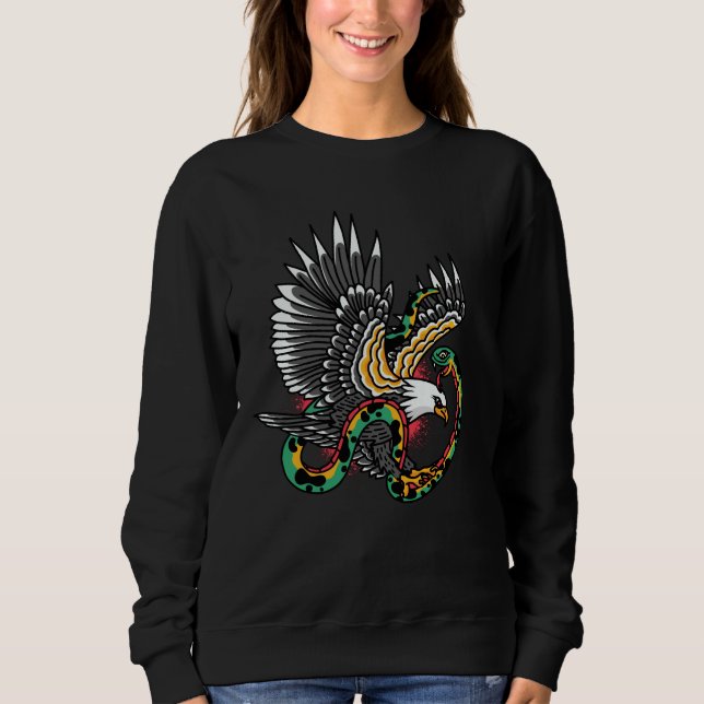 Eagle vs Snake Tattoo Design T Shirt (Framsida)