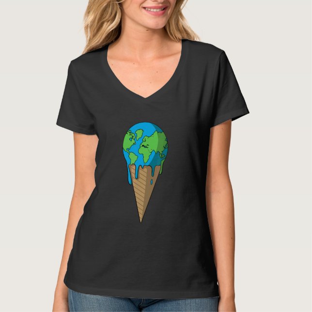Earth Planet in ice cream cone T Shirt (Framsida)