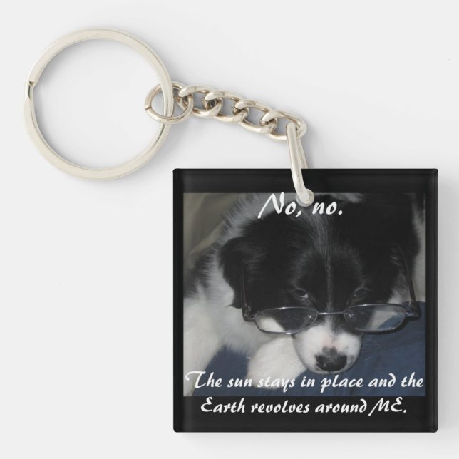 "Earth Revolves Around ME" Akryla Keychain (Framsidan)