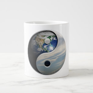 Earth Yin och Yang Symbol Jumbo Mugg