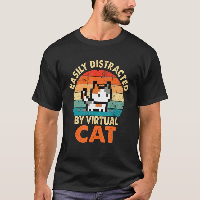 Easily Distracted By CAT Funny Virtual Cat Lover o T Shirt (Framsida)