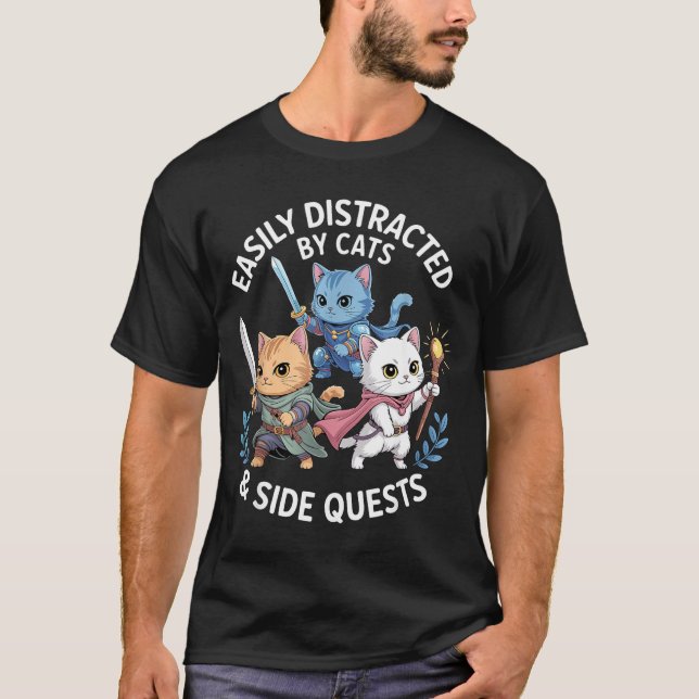 Easily Distracted By Cats &amp; Side Quests Funny  T Shirt (Framsida)