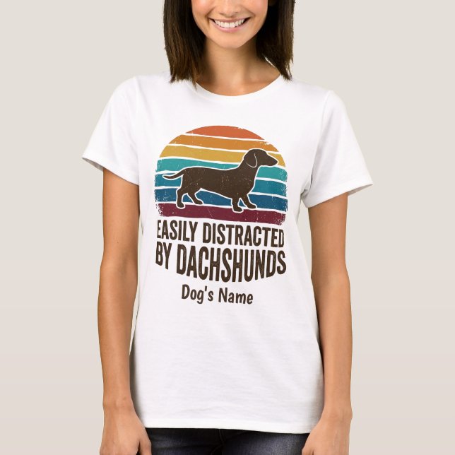 Easily Distracted By Dachshunds Retro Sunset Funny T Shirt (Framsida)