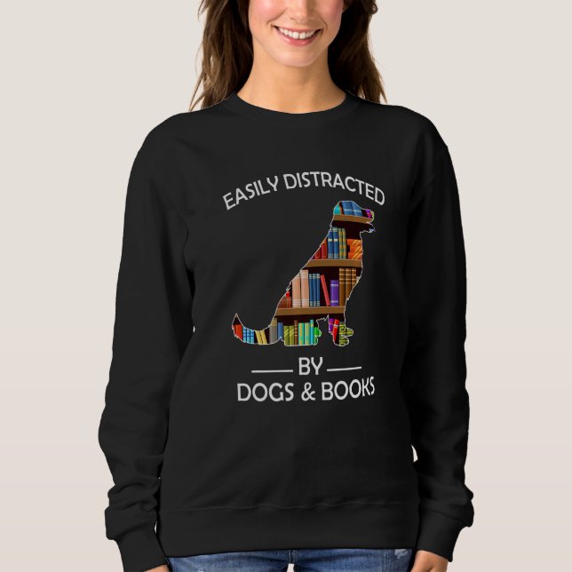 Easily Distracted By Dogs & Books Funny Golden Ret T Shirt (Framsida)