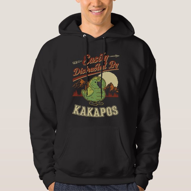 Easily distracted by Kakapos Night Parrot Kakapo Hoodie (Framsida)