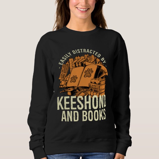Easily Distracted By Keeshond And Books German Spi T Shirt (Framsida)