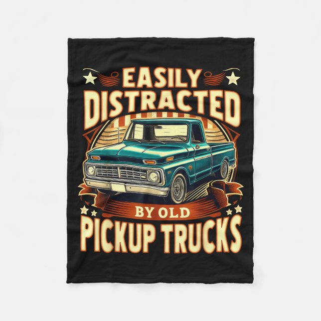 Easily Distracted By Old Ckup Trucks Funny Trucker Fleecefilt (Framsidan)