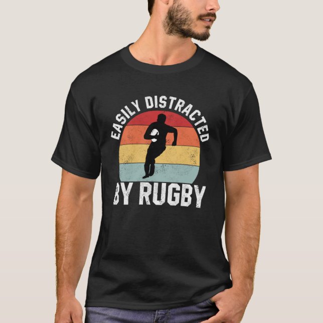 Easily Distracted By Rugby  Graphic Rugby Union T Shirt (Framsida)