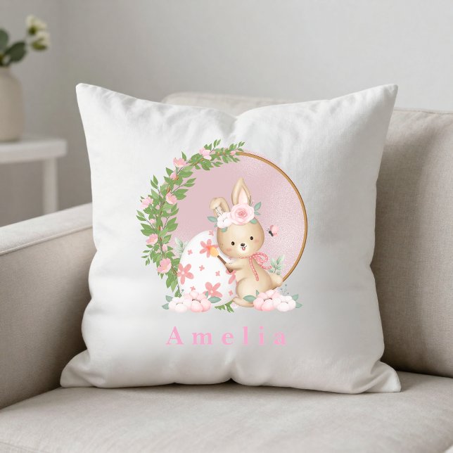 Easter Bunny at Garden Personalized Throw Pillow Kudde (Skapare uppladdad)