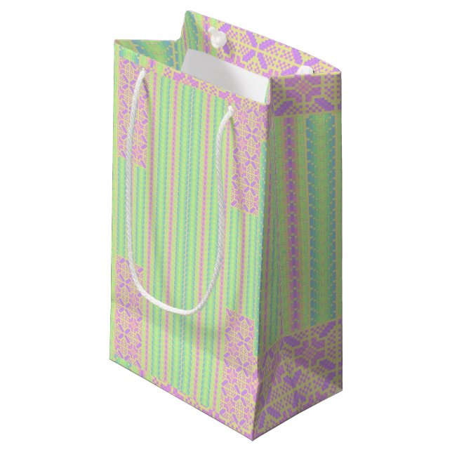Easter Pastel Cross Design Gift Bag (Framsidan Vinklad)