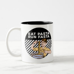 Eat Pasta Springa Fasta Två-Tonad Mugg