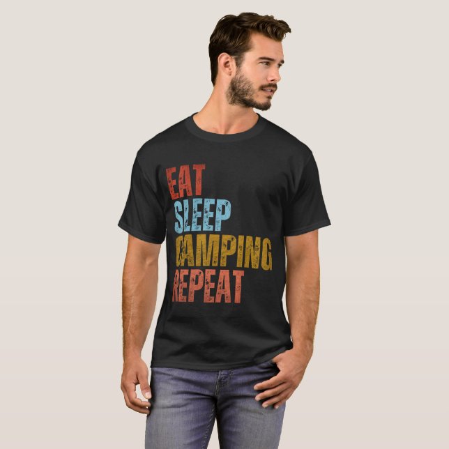 EAT SLEEP CAMPING REPEAT T-Shirt (Hel framsida)