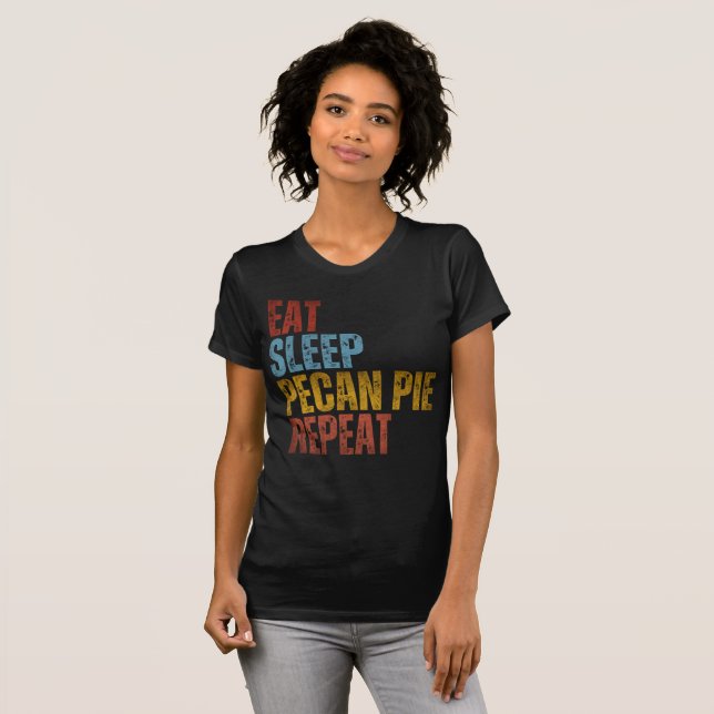 EAT SLEEP PECAN PAJ REPEAT T SHIRT (Hel framsida)