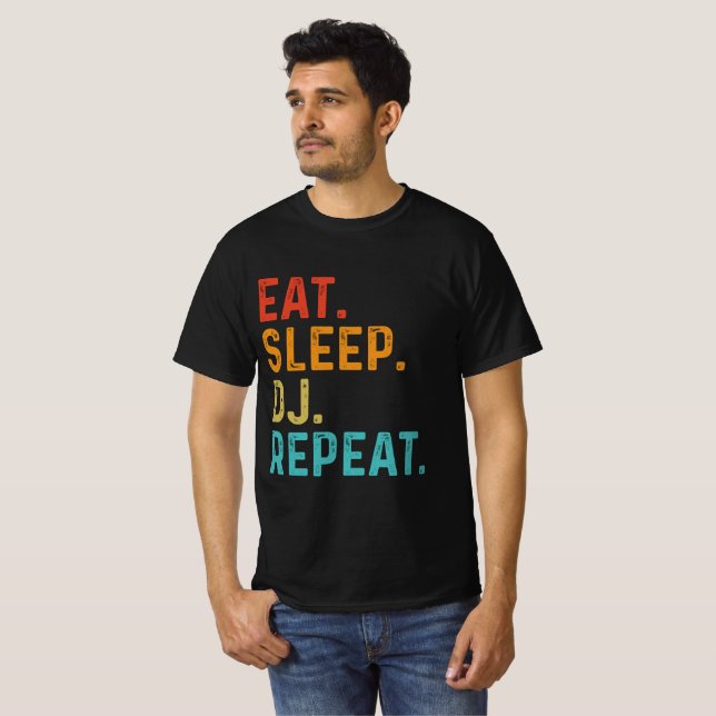Eat Ssov DJ Repeat T Shirt (Hel framsida)