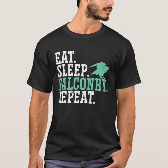 Eat Ssov Falconry Upprepa fågel Ornithology Falcon T Shirt (Framsida)