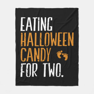 Eating Halloween Candy Gravid annons Fleecefilt