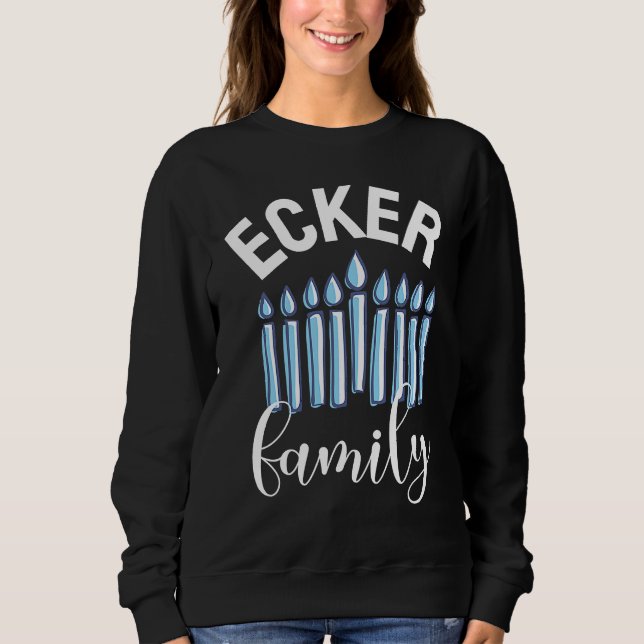 Ecker Family Hanukkah Jewish Menorah Group Matchin T Shirt (Framsida)