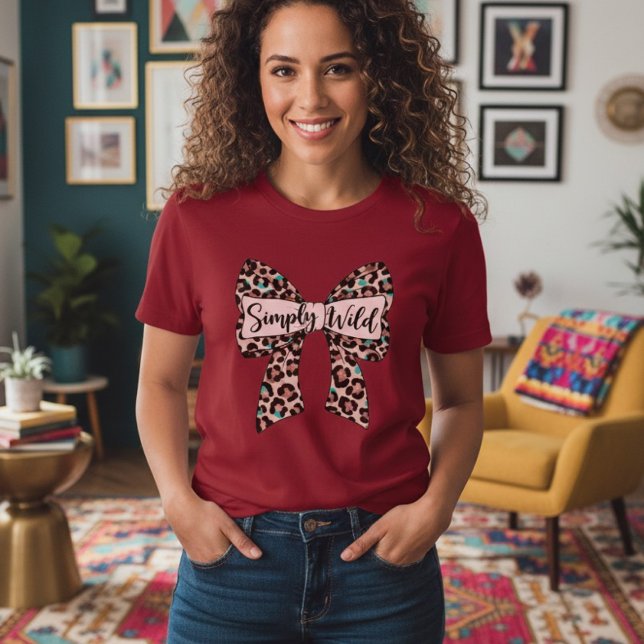 Eclectic Style Women's T-Shirt - Red with Leopard  (Skapare uppladdad)