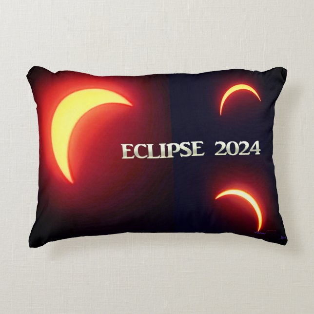 Eclipse 2024 prydnadskudde (Framsidan)