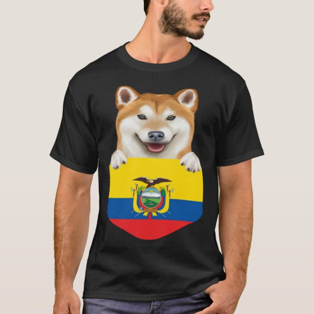 Ecuador Flag Shiba Inu Dog In Pocket T Shirt (Framsida)
