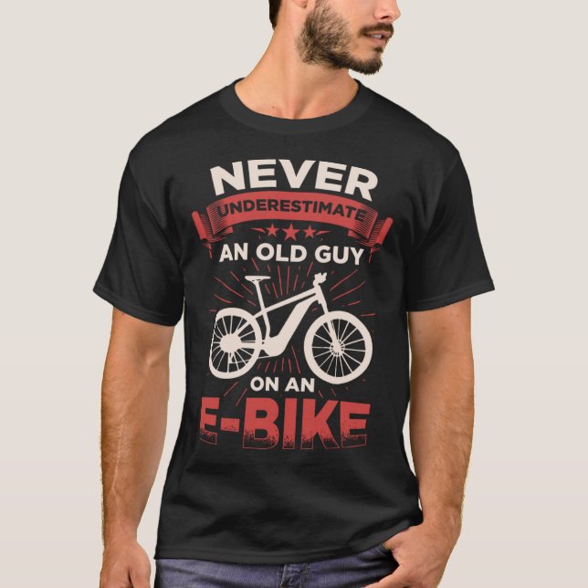 Ecycle Pensioners Bicycle E Bike Cyclist Mountain  T Shirt (Framsida)