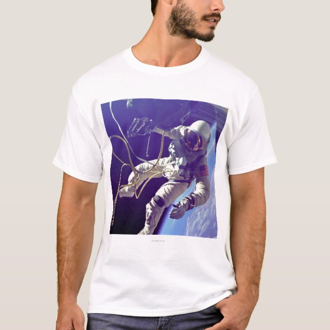 Ed White First American Spacewalker Photograph T-shirt (Framsida)