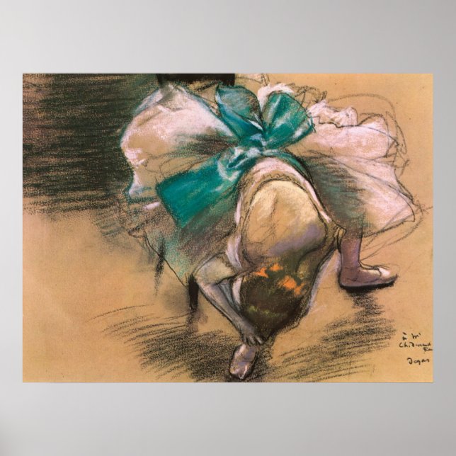 Edgar Degas Dancer som tar på sig hennes Shoe Rose Poster (Framsidan)