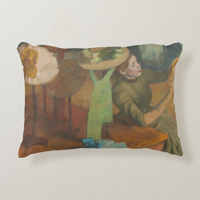 Edgar Degas - Millinery Shop Prydnadskudde (Framsidan)