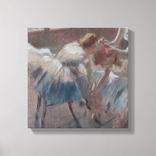 Edgar Degas   som tre dansare som förbereder sig Canvastryck