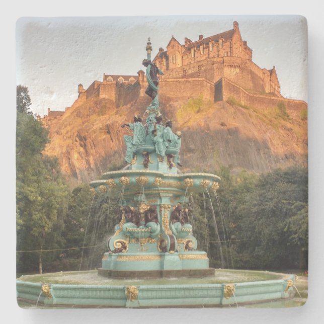 Edinburgh Castle Fontän Princes Street Gardens Stenunderlägg (Framsidan)