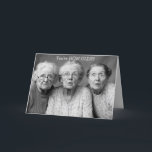 Editable Äldre Funny Birthday Kort<br><div class="desc">Det här roliga födelsedagskortet har en svart och vit bild av tre äldre kvinnor med allvarliga och chockade uttryck på deras ansikte. Ovanför står det: "Du är HUR GAMLA?". Inuti finns ett meddelande och en födelsedag hälsning. Texten på kortets framsida och insida är redigerbar, så gå vidare och ändra meddelandena...</div>