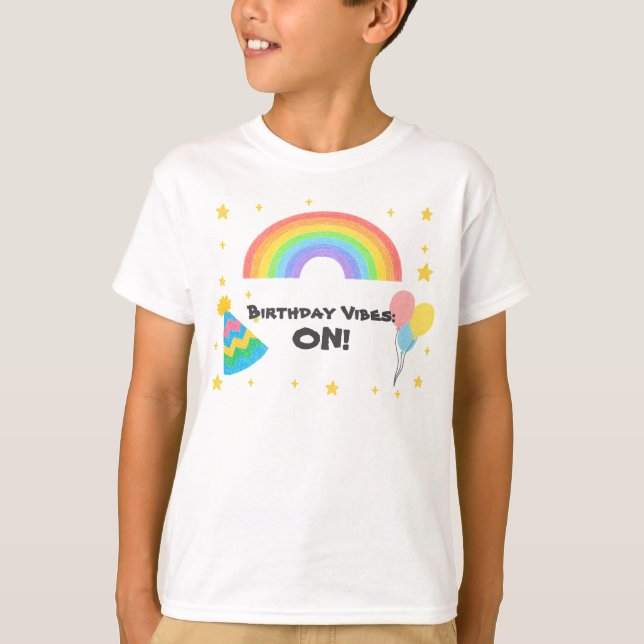 Editable Crayon Stil - Rainbow Firande T Shirt (Framsida)